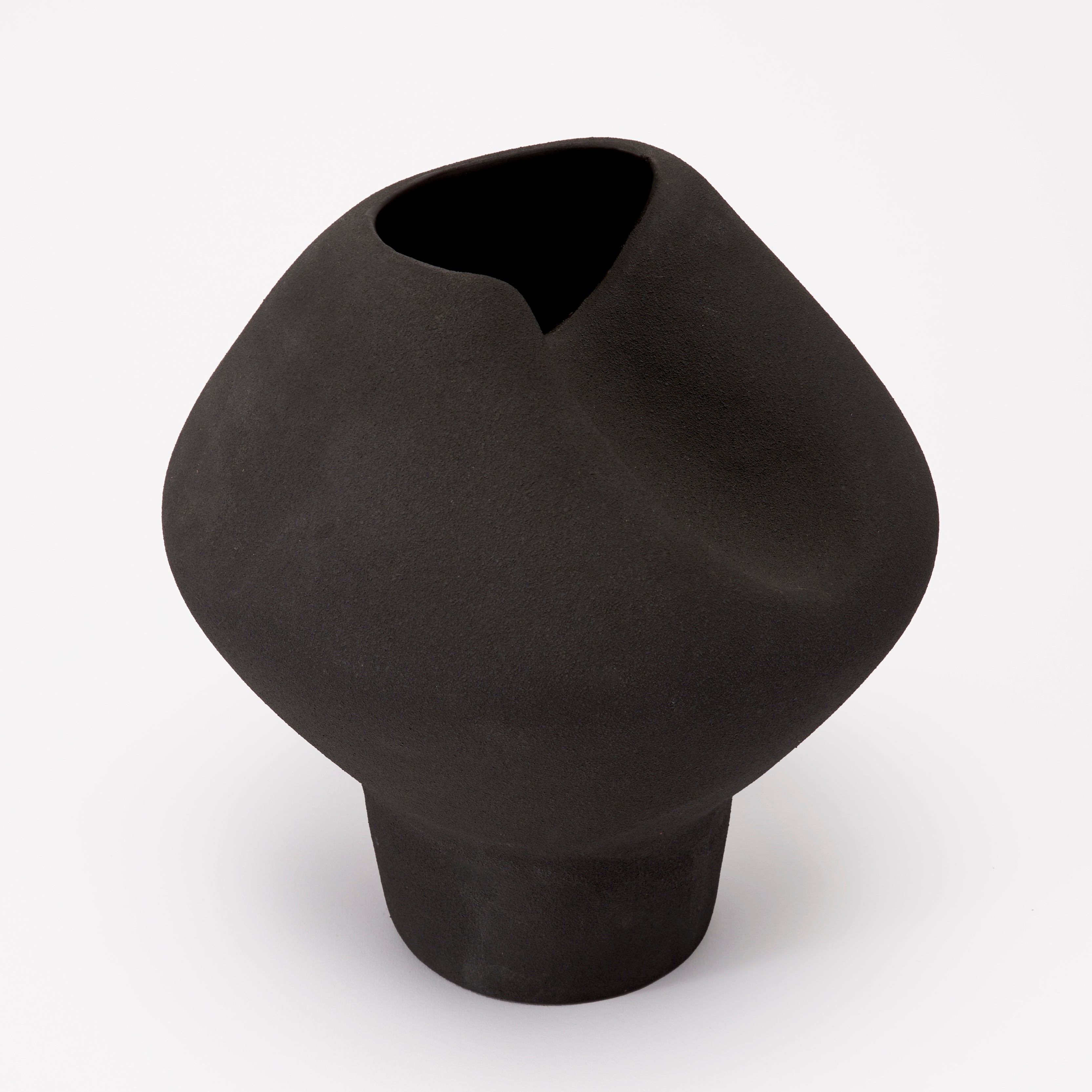 Nora Vase