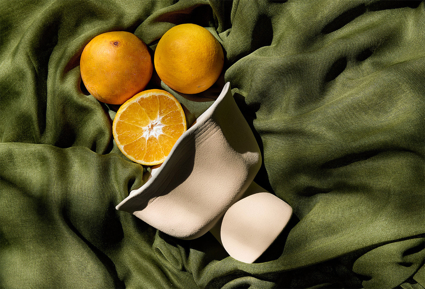 Lizzy Wavy Footed Bowl