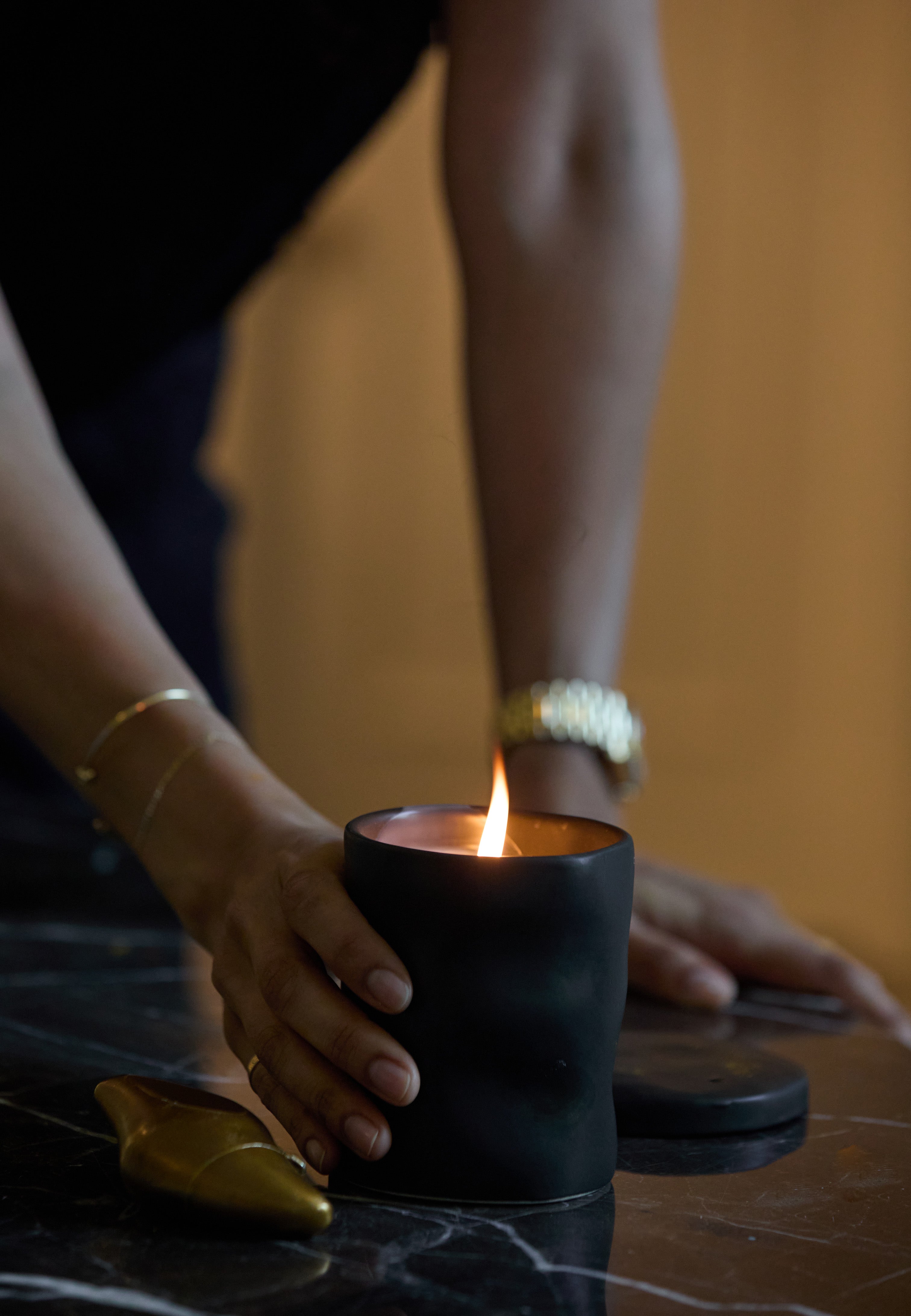 Nola Candle with Lid